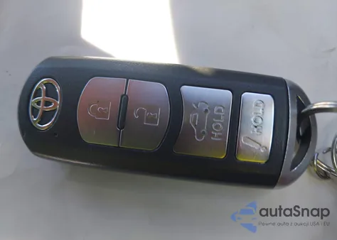 2019 Toyota Yaris Le from USA, damaged, VIN 3MYDLBYV0KY513571